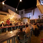 Monat Alaçatı