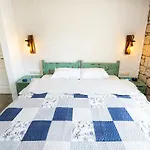 Hotel Monat 2*